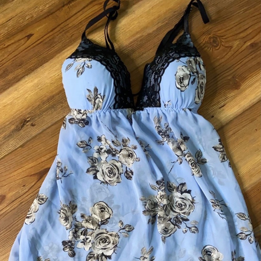 Apt. 9 sheer slip